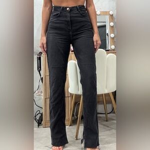 Zara Black High-Waisted Jeans